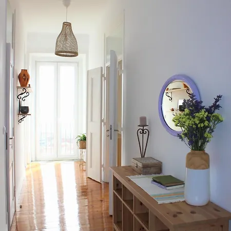 Apartment Retrato De *